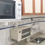 LB206 - Quarto e sala reformado e silencioso no Leblon